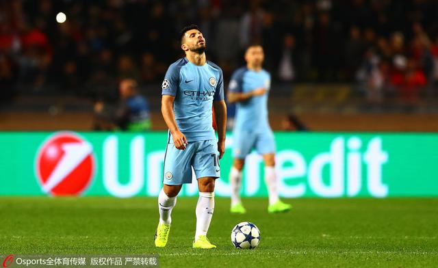 战报07:10美联 辛辛那提FC2-2（120分钟2-3）哥伦布机员07:30智利甲伊瓦顿0-2奥希金斯08:00巴甲 米涅罗竞技2-1圣保罗09:00墨联 墨西哥美洲队2-0利昂05:00NBA 快船113-112勇士06:00NBA 黄蜂117-123森林狼08:00NBA 活塞101-110骑士09:00NBA 雄鹿132-121老鹰09:00NBA 公牛124-118鹈鹕09:00NBA 热火129-144步行者今日焦点战预告14:00澳超 纽卡斯尔喷气机 VS 墨尔本城 亚冠错失三分，墨尔本城做客赢球结束连续不胜颓势？！